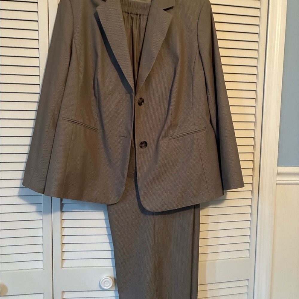 Alex Marie Women's Taupe Pinstripe Suit Jacket & Trousers